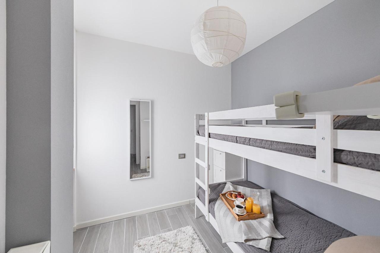 Appartamento Mazzini P1-25 By Wonderful Italy Sirmione Exterior photo
