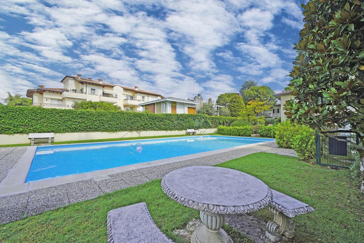 Appartamento Mazzini P1-25 By Wonderful Italy Sirmione Exterior photo